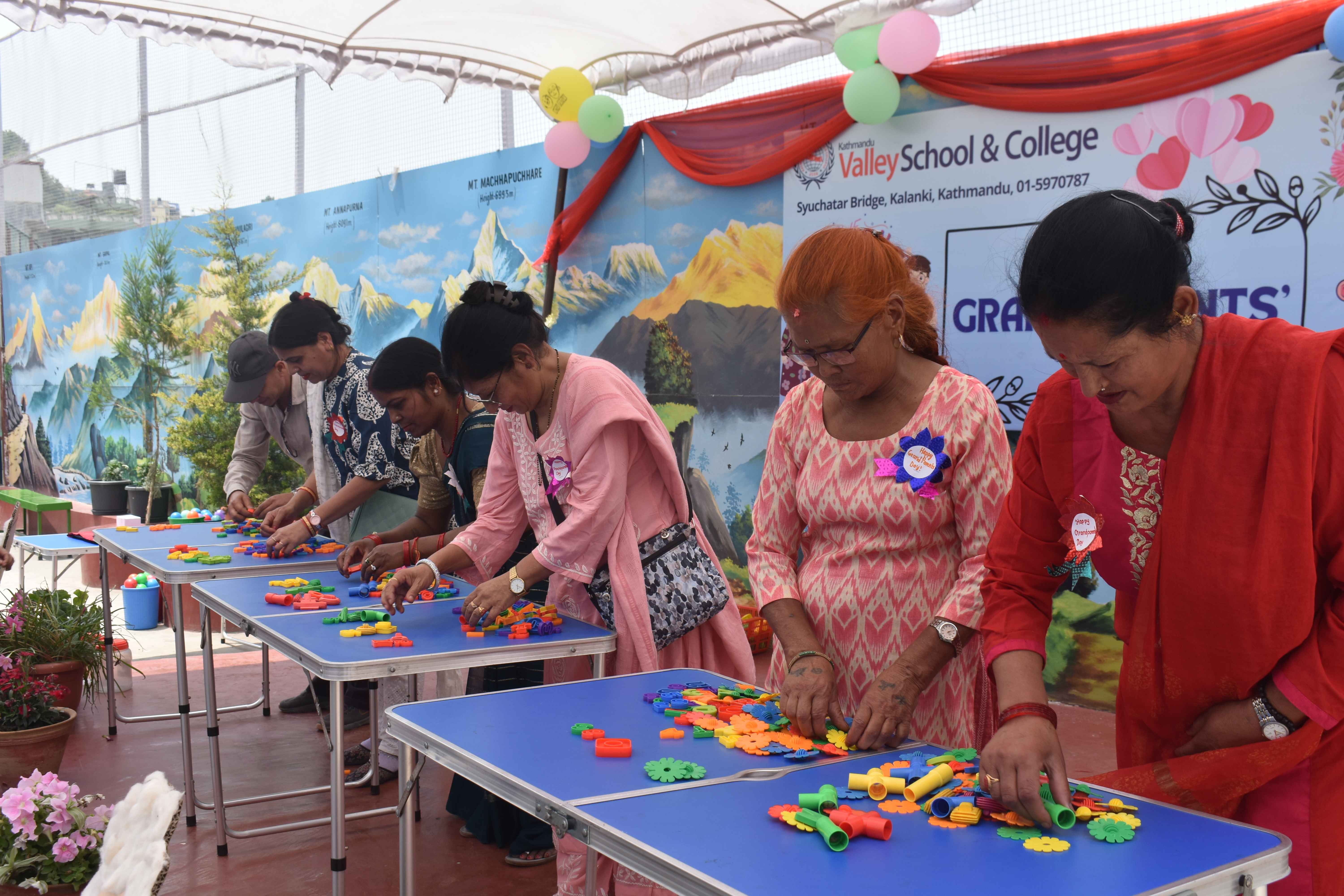 Celebrating grandparents day in school